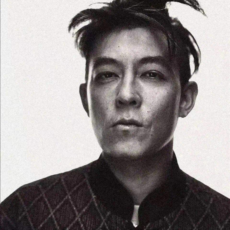 耳东H