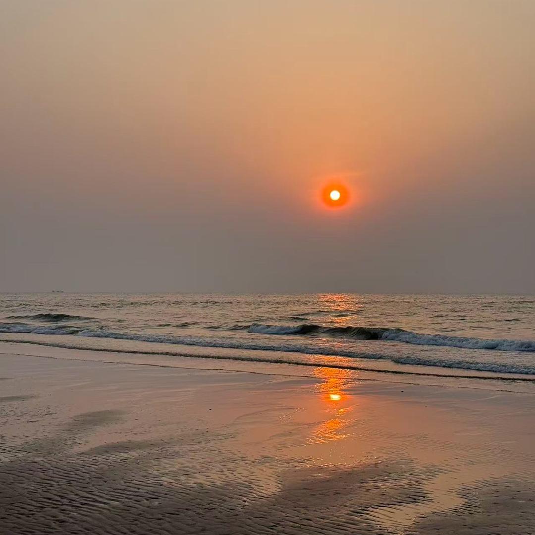 沉默不语｛拒绝私聊、闲聊｝