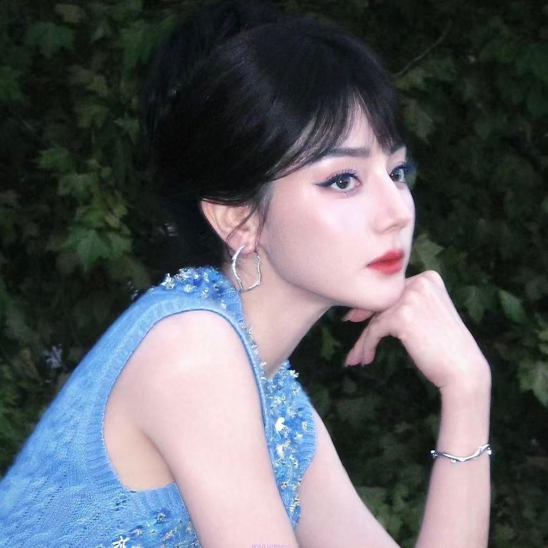 滚滚.