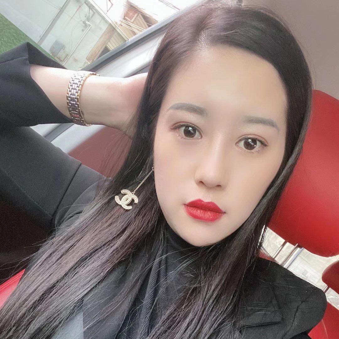 魏小薇