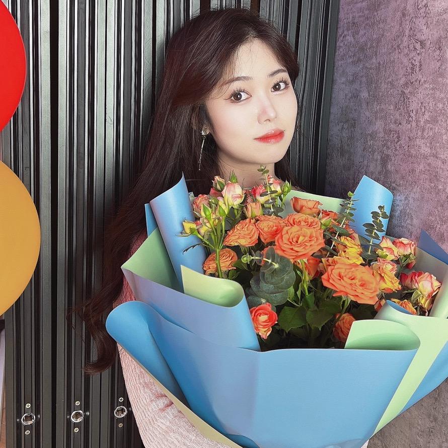 超级无敌大梅吖💕