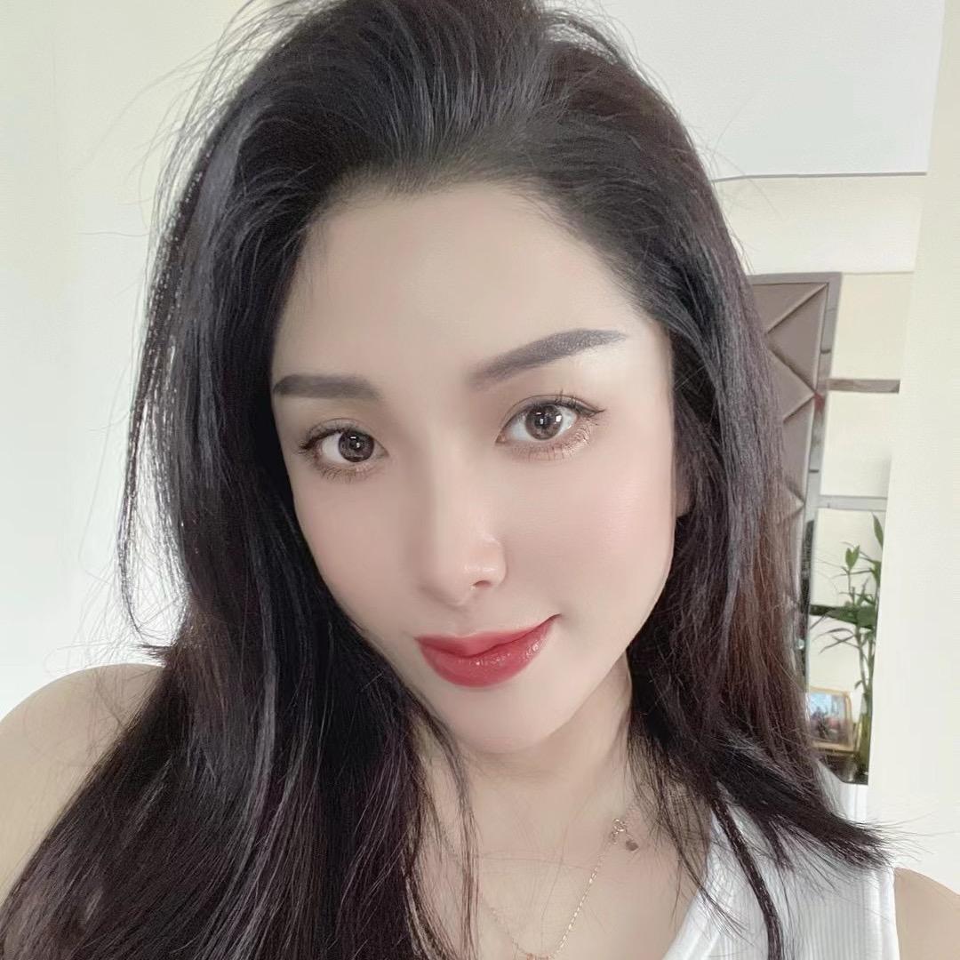 欧阳尹娜娜