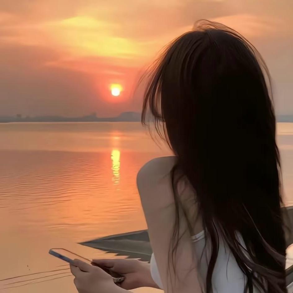 @嫣然