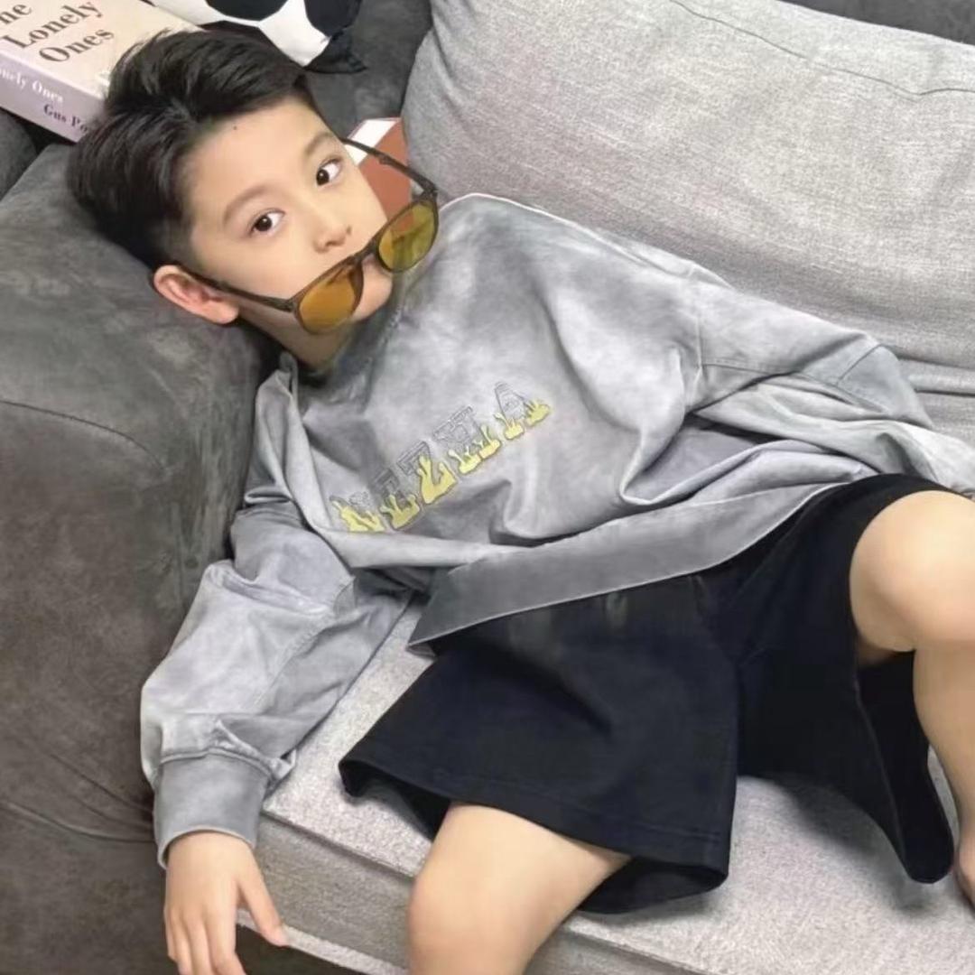 叫什么名…