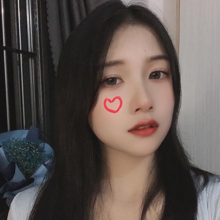 莉莉吖”