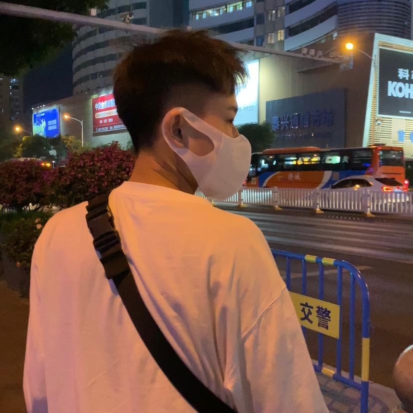 小凯在华强北