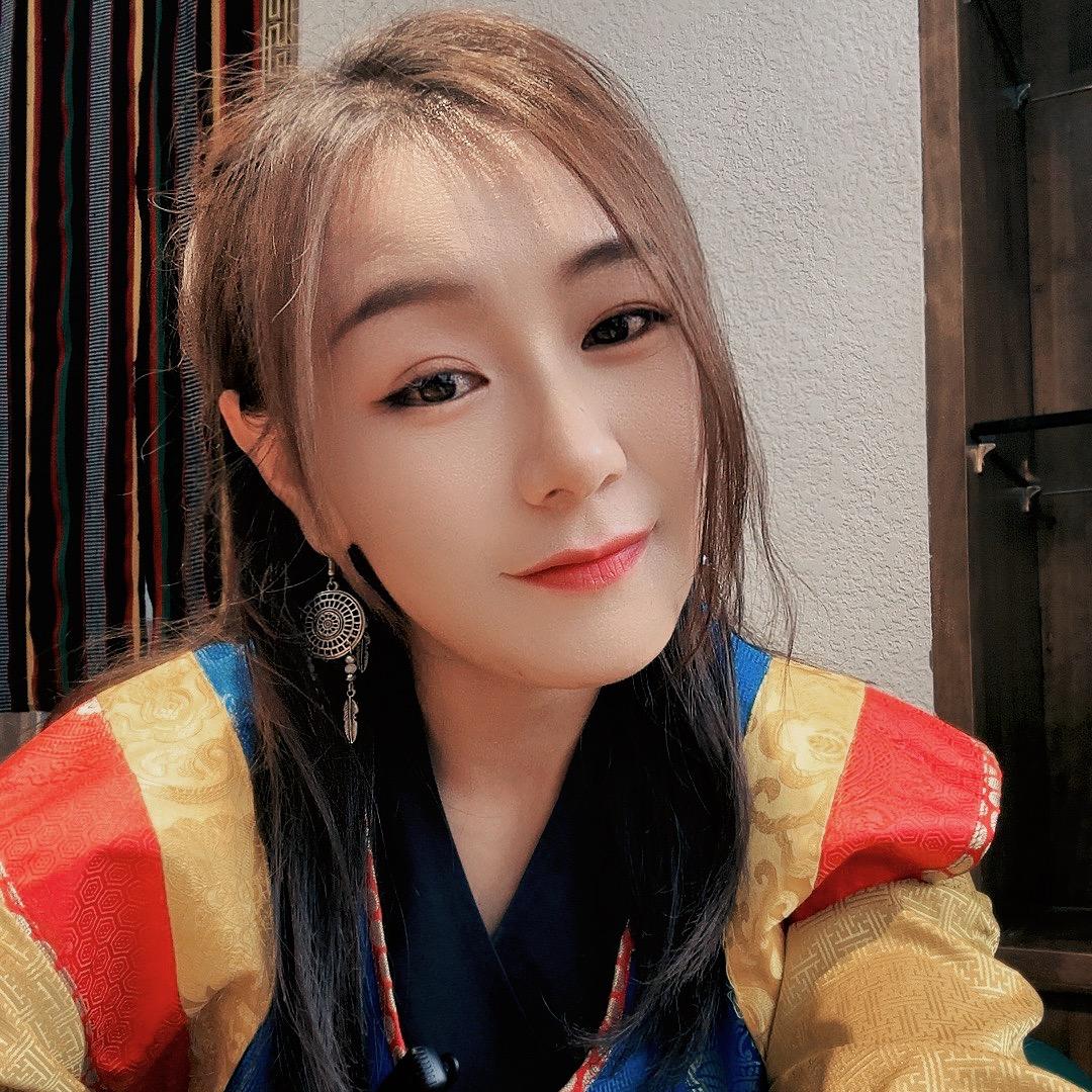 纳西英子(娱乐版）