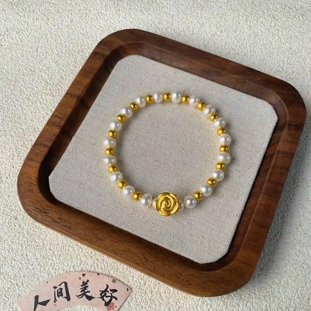 卖珠宝的婷婷