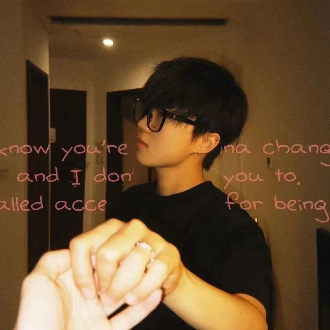 杰.