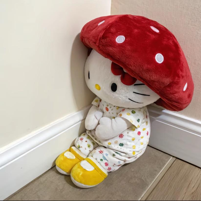 我 叫 周 欣 怡