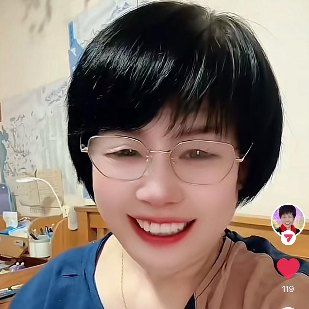 丽丽吖
