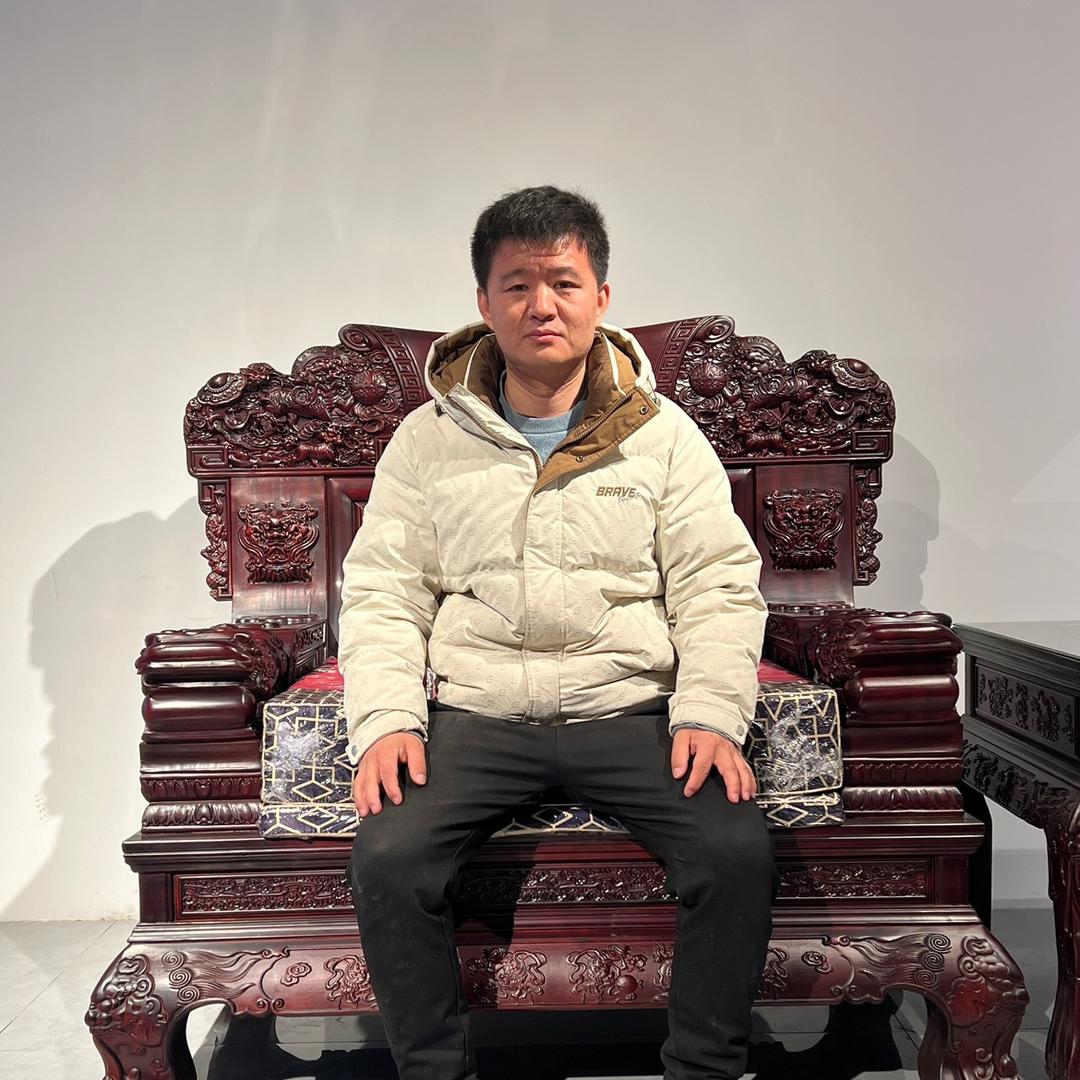 铭木居红木家具工厂