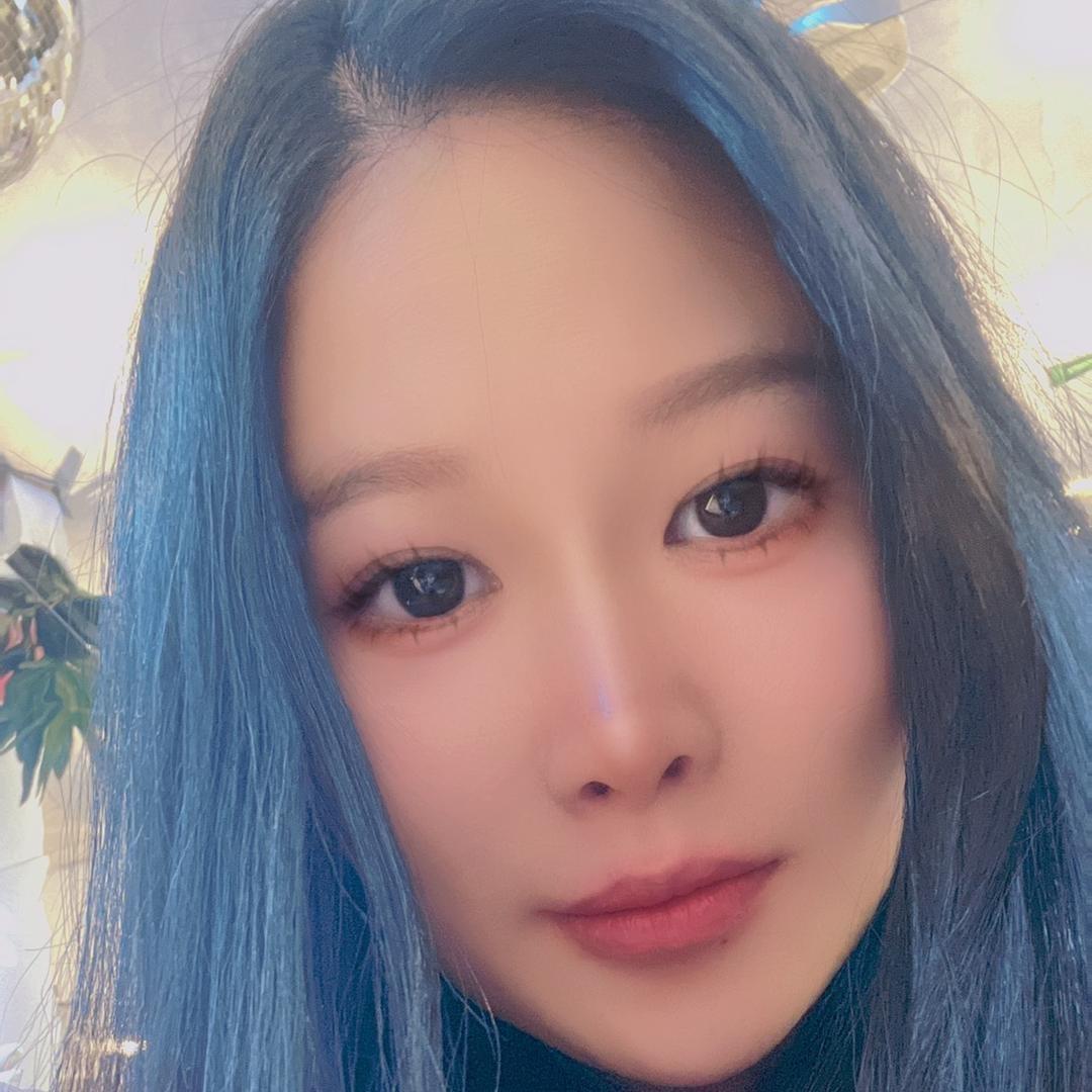 月甜心 商贸