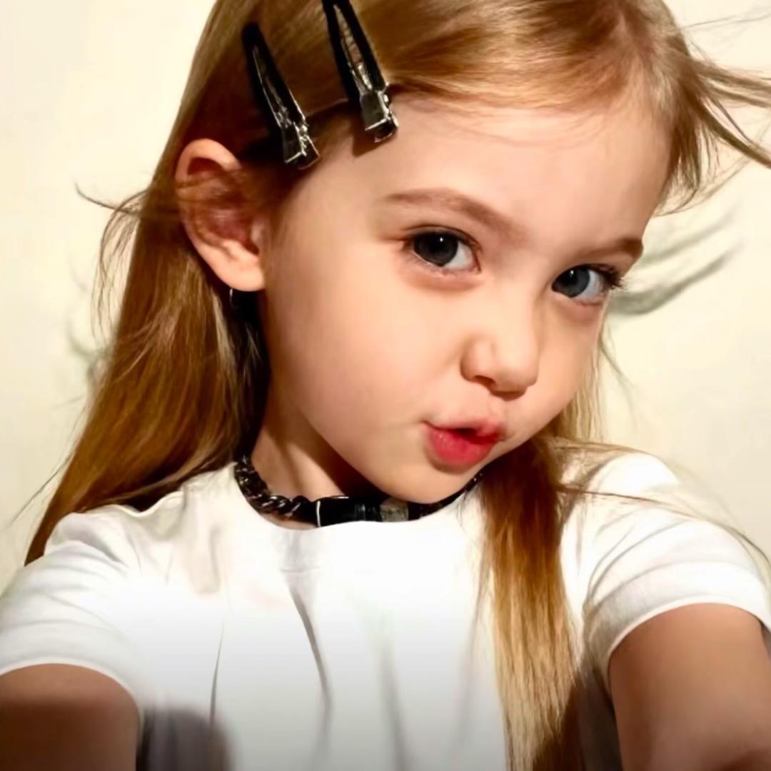 超 超超超子🐽