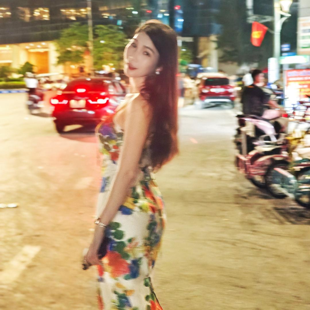 查吴此人