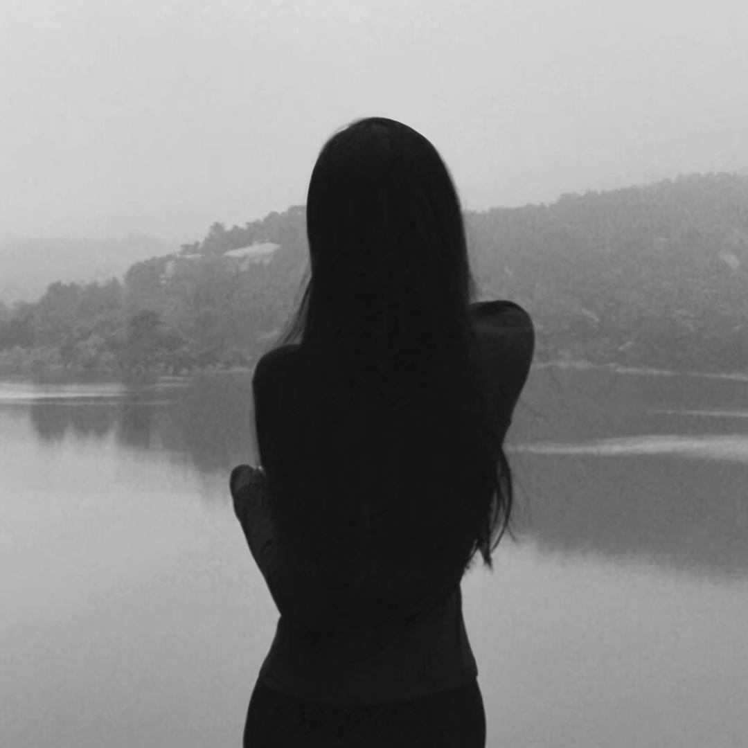 想吃草莓蛋糕