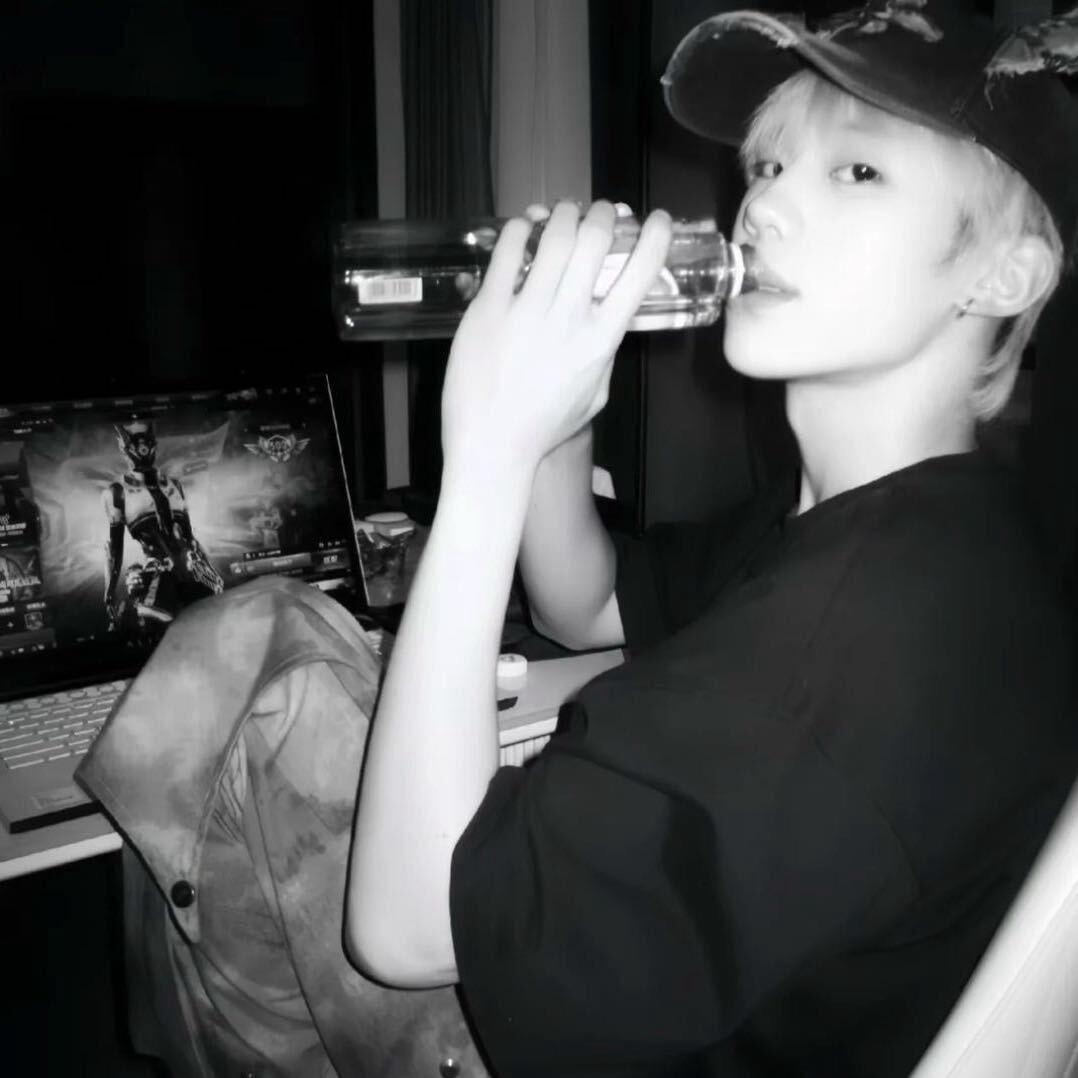 @ㅤㅤㅤㅤㅤㅤ: ￴  ￴￴￴  ￴￴