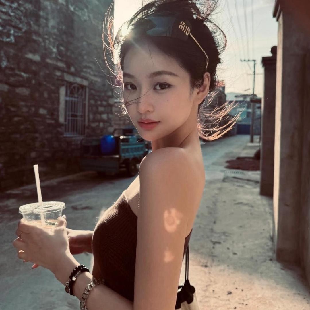 摆烂小林-
