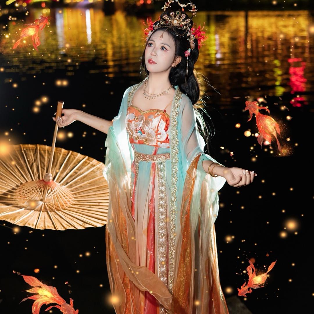 丹宅鸡🐓姐、丽萍❤️