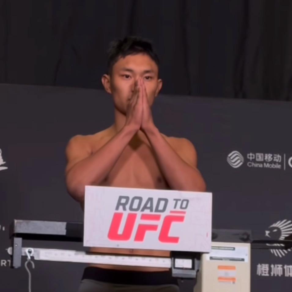 MMA . 苏郎让波