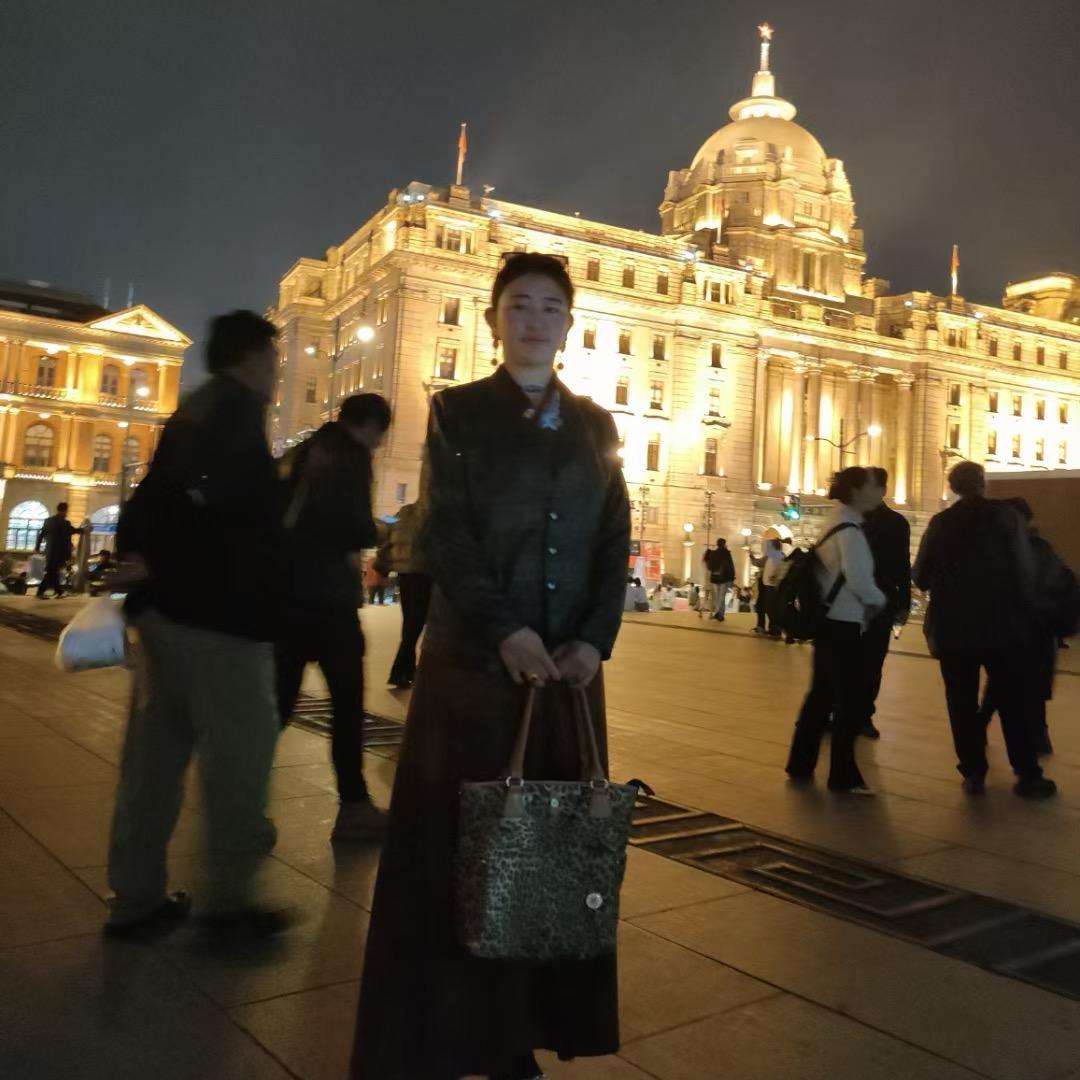 那曲女孩儿桑吉