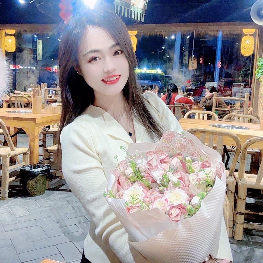 小虎牙婷婷