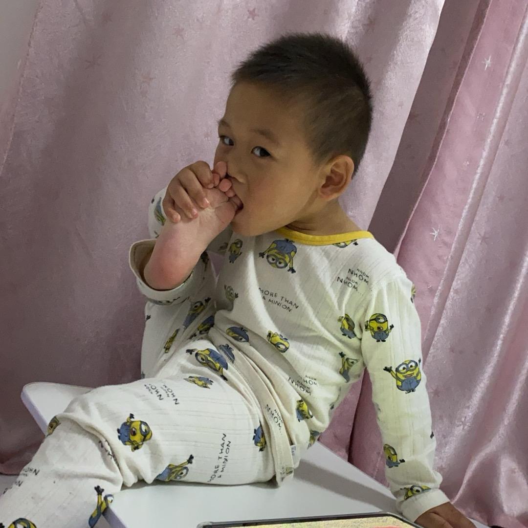 月小七