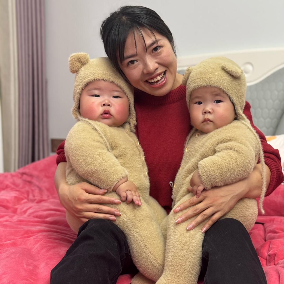 （琳三妹）女儿悦悦儿子恺恺