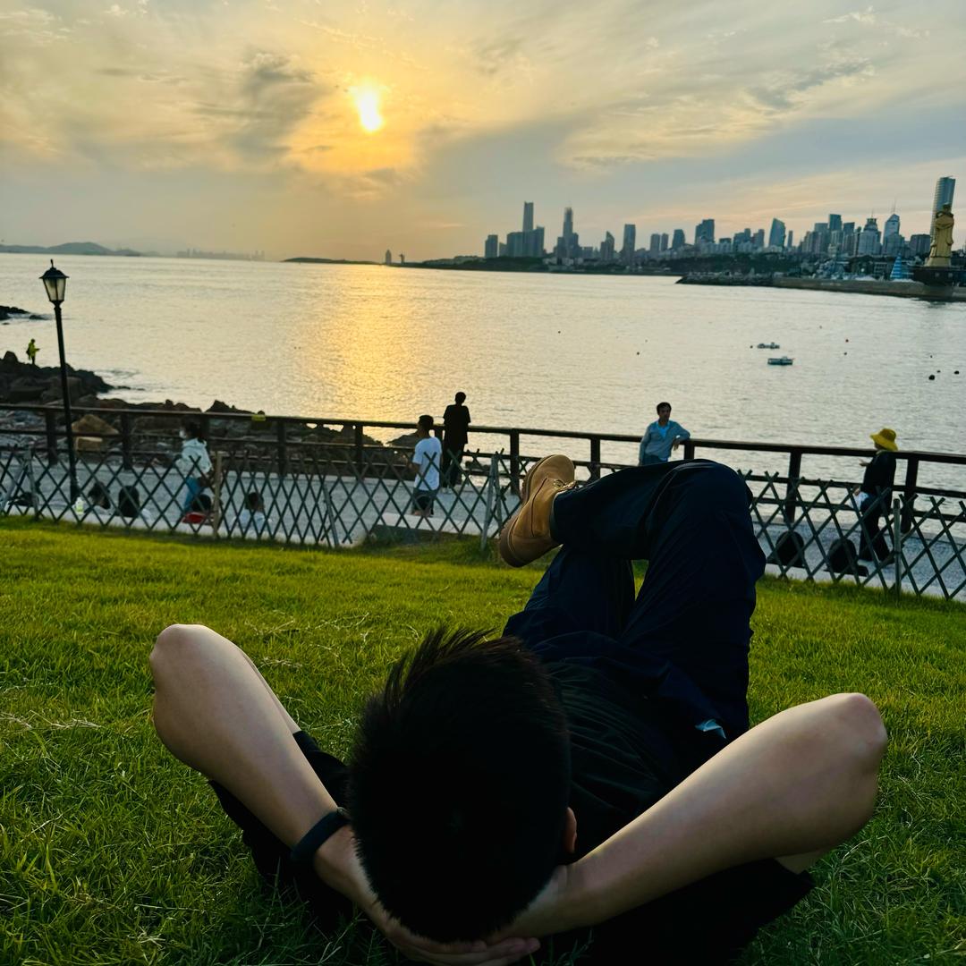 时光待我如旅人