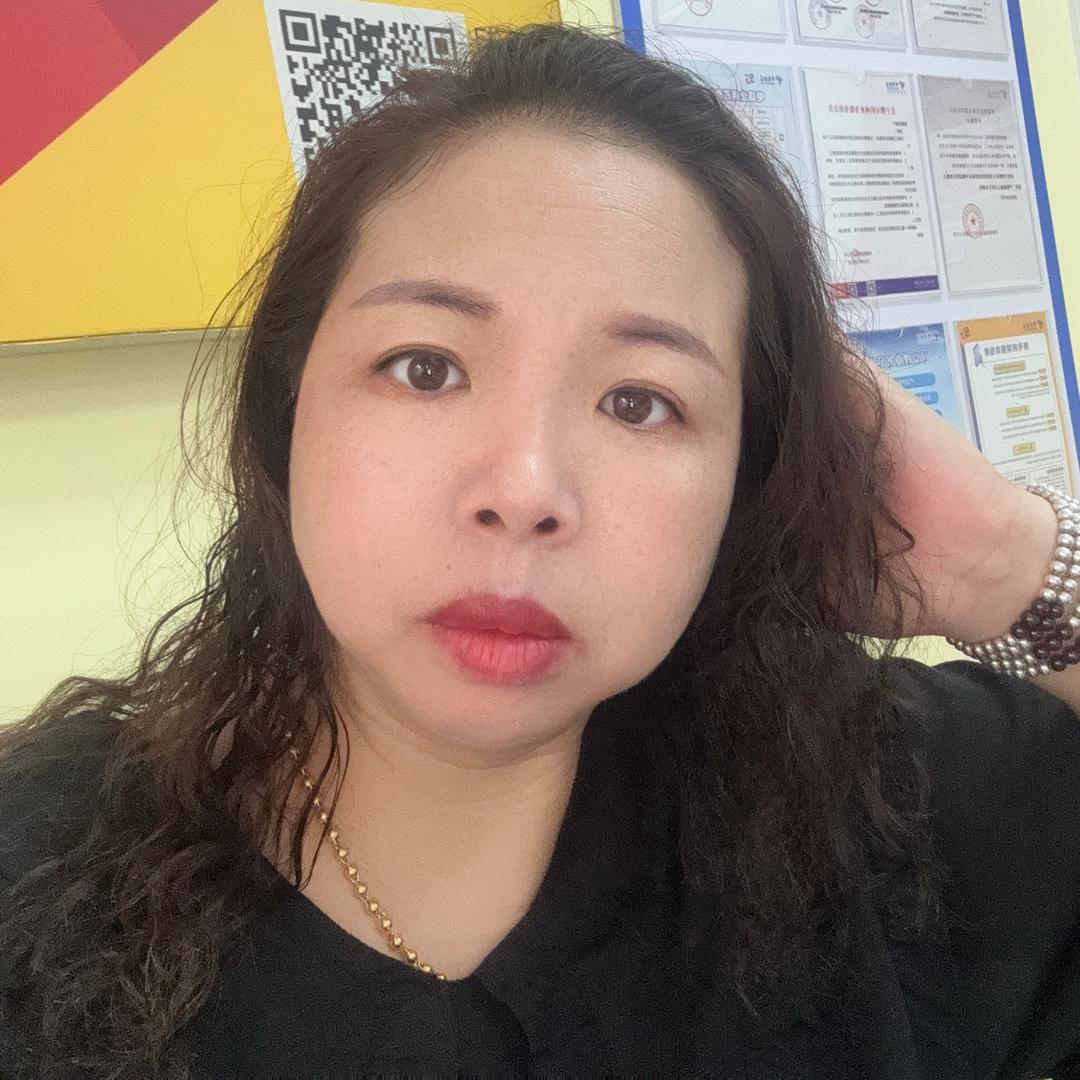 陈佩奇