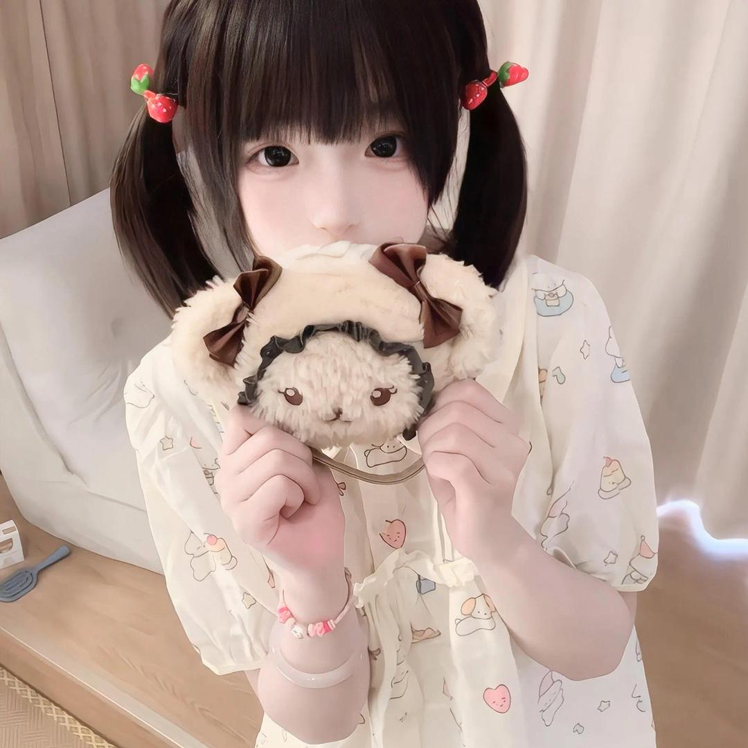 唉小雯