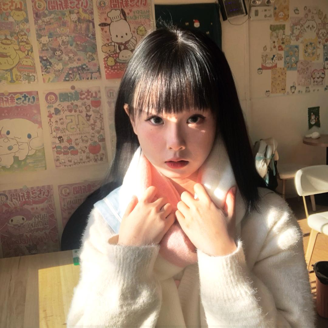 为了生活陪大哥