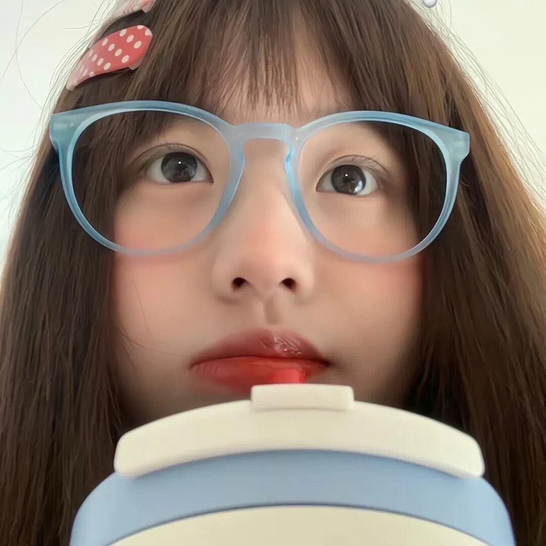 小鱼大王ฅ