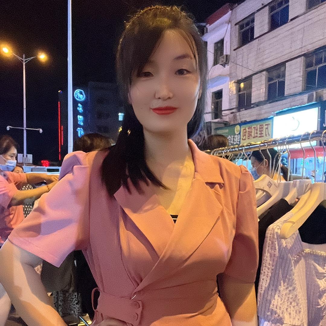 君姐服装女装