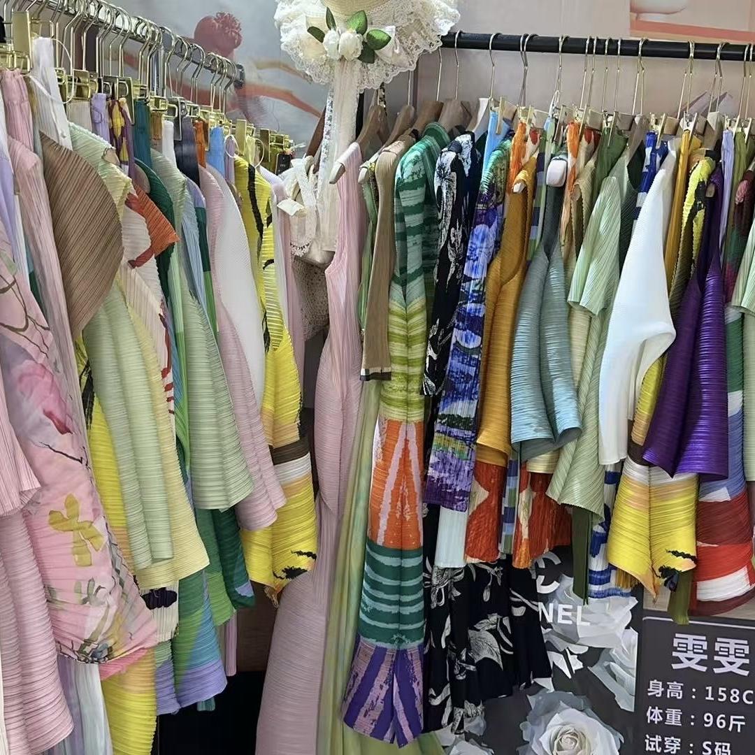 米兜女装（雯雯）