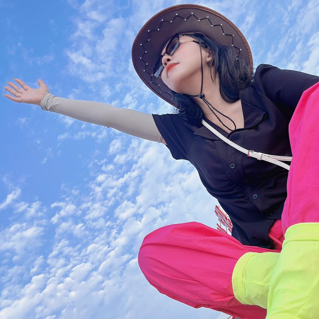 🌸流行美妆造师～婷婷