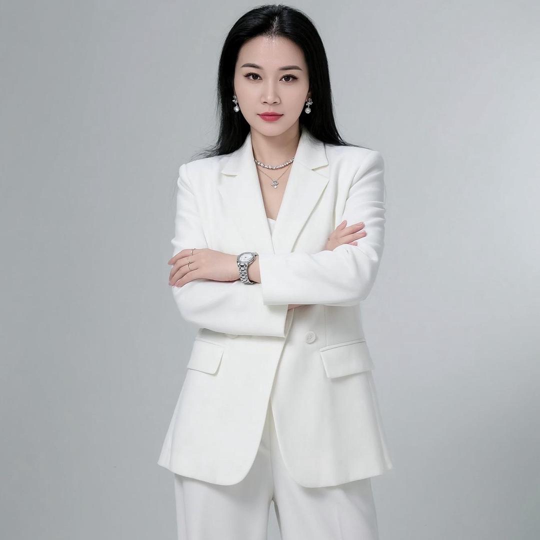 @@请叫周小姐