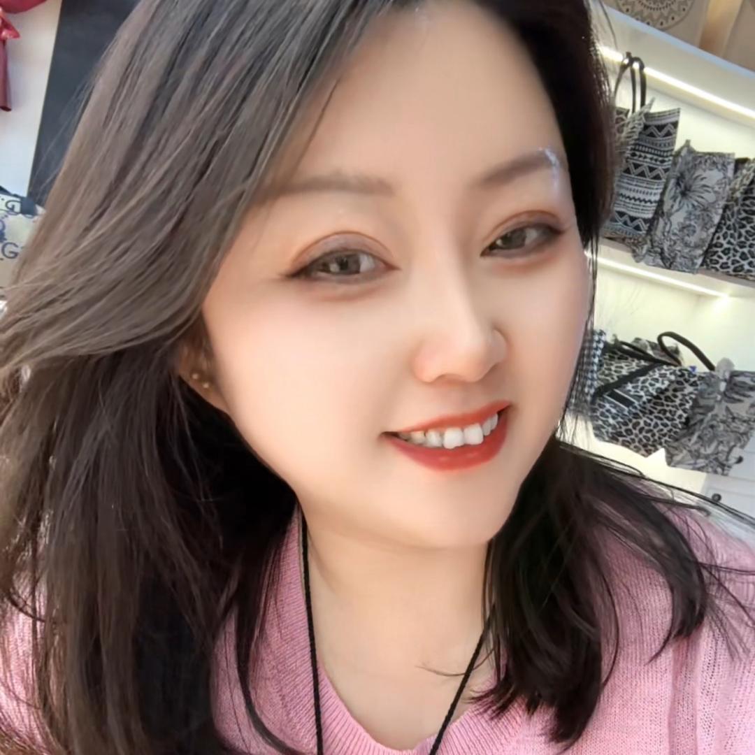 麦子真皮女包女鞋工厂店