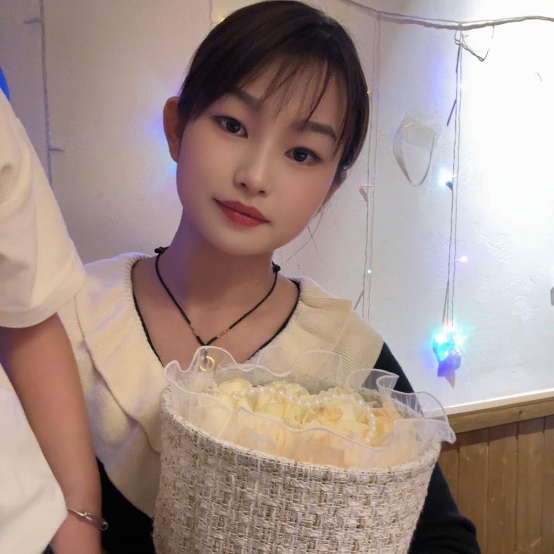 A小包子呀～