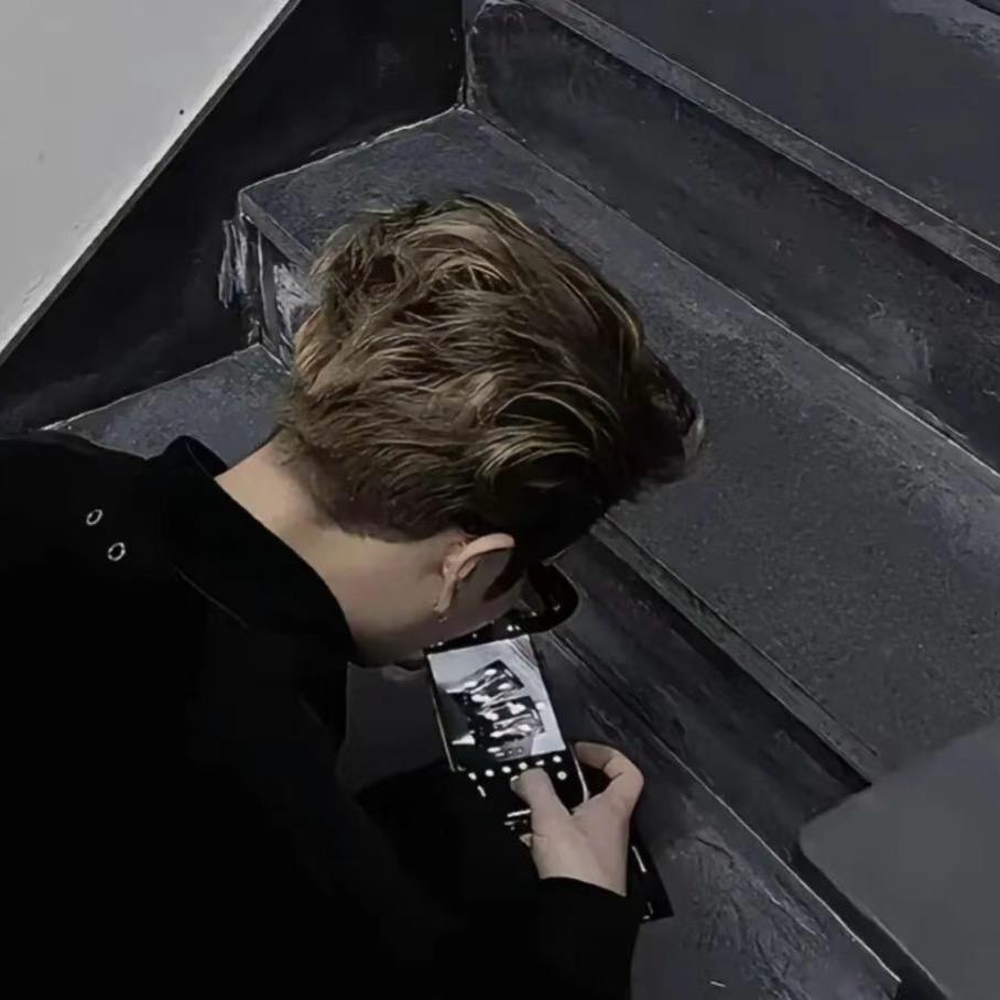 龙一(和平精英回马枪点/招🥣)