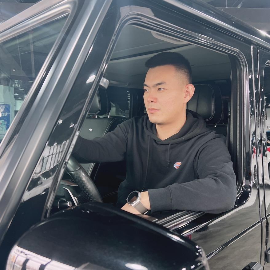 老六～乌市顺德伟业名车