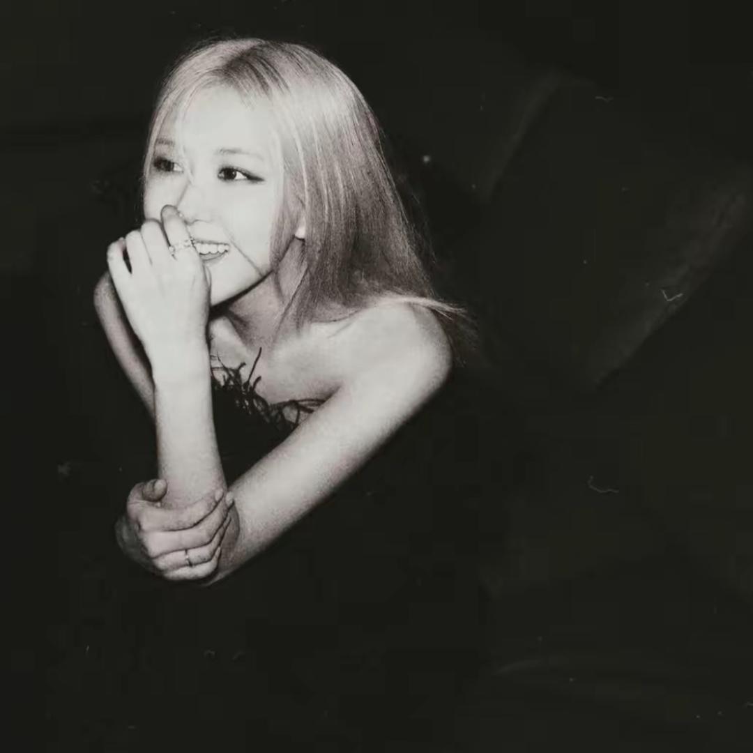 ￴              ￴￴