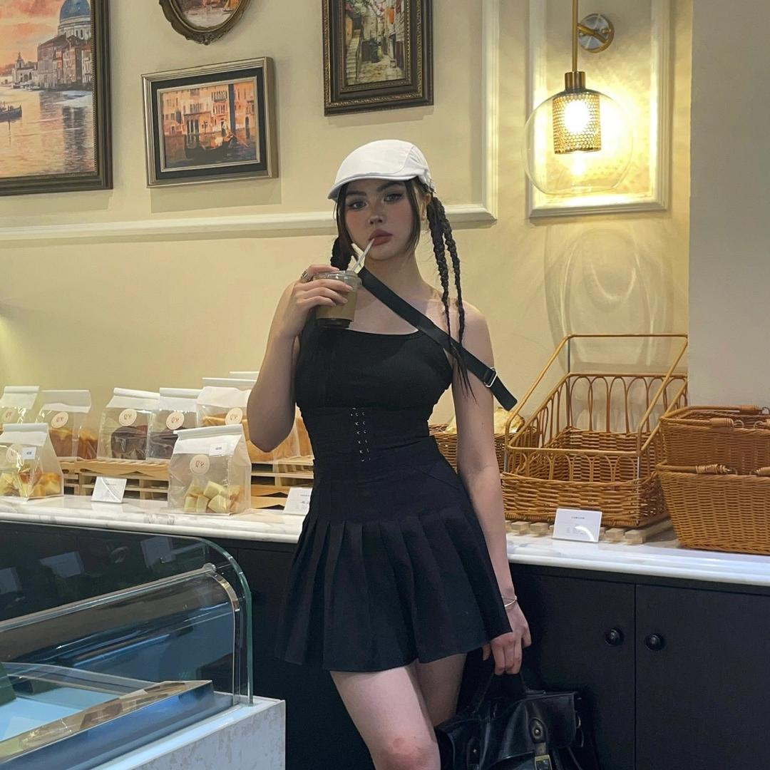 悦悦还能再吃一碗👗