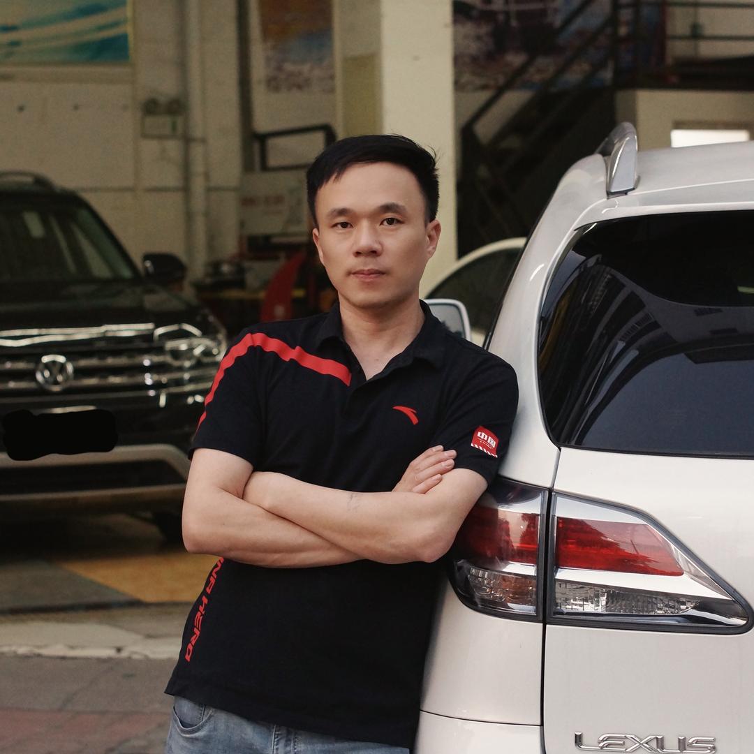 龙敬二手车