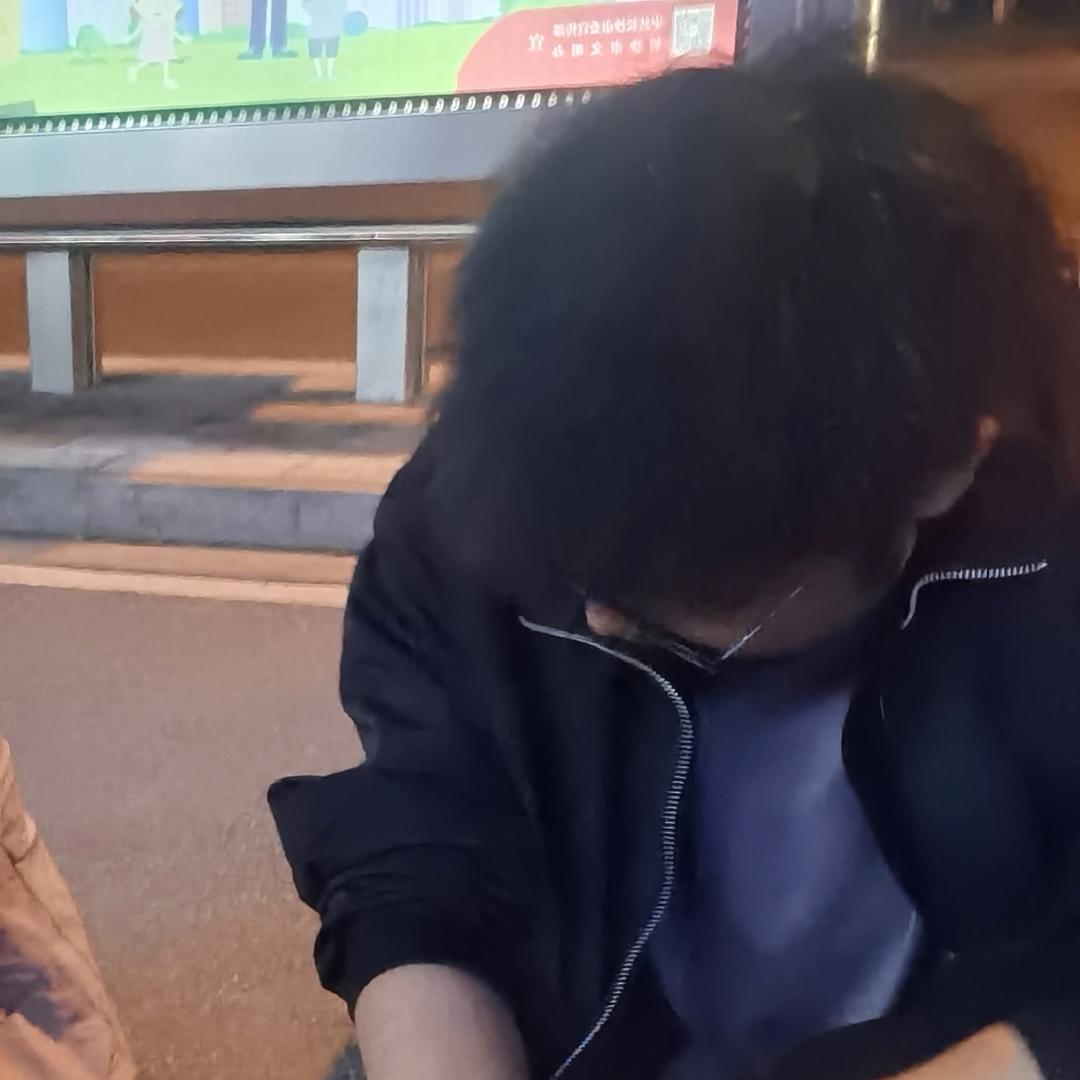 乐🕸️