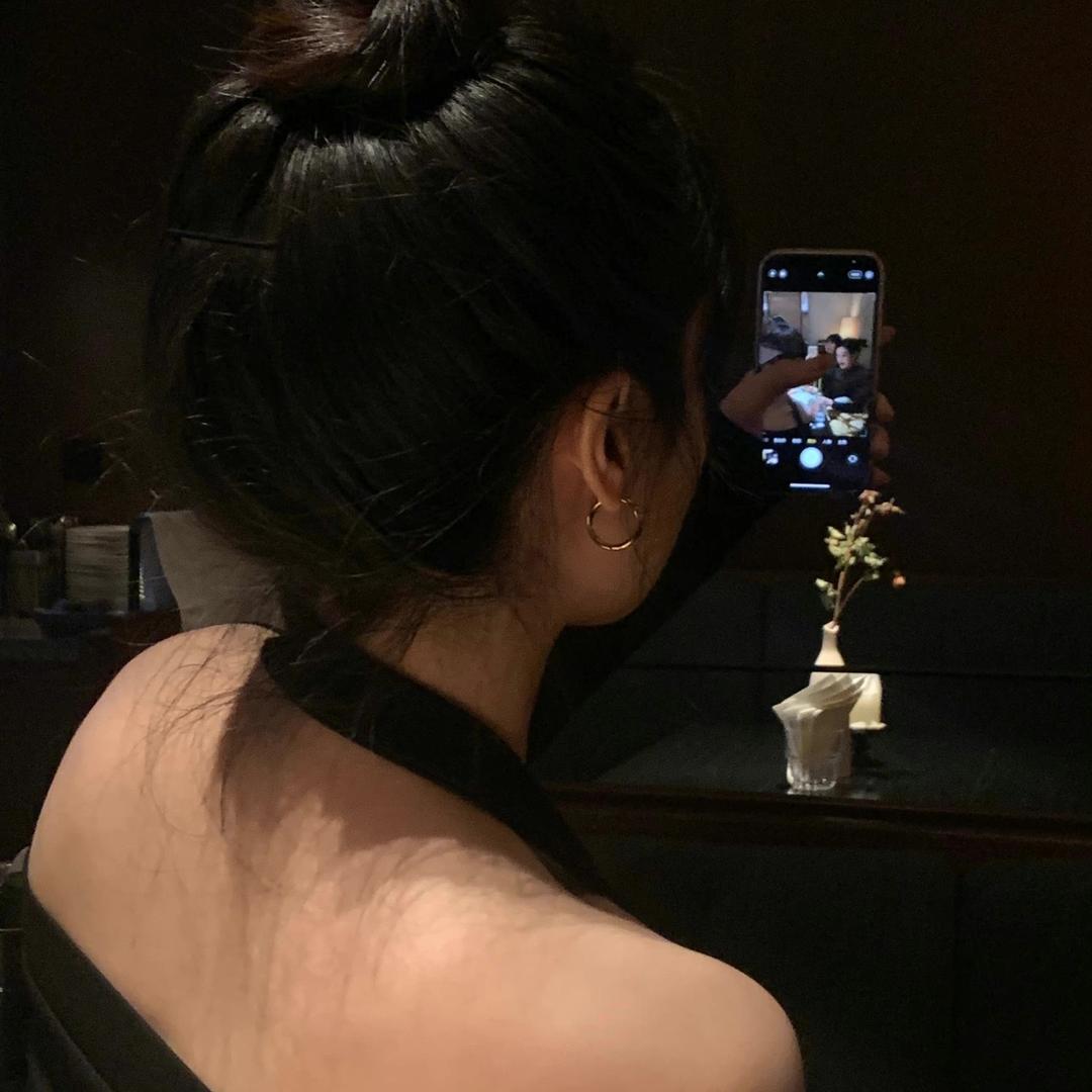 不给我就哭