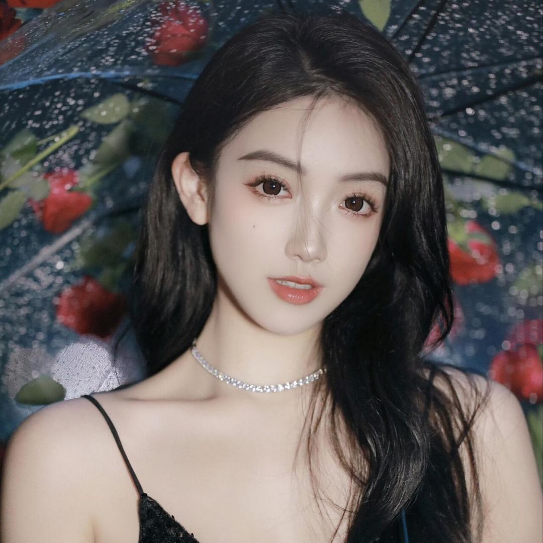 瑶瑶吖～