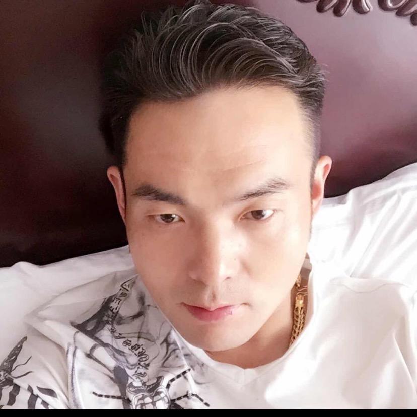 老王