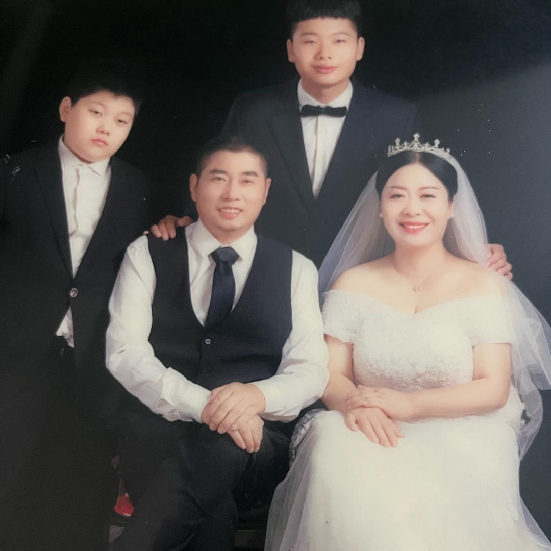 叶县兴业车饰马大姐