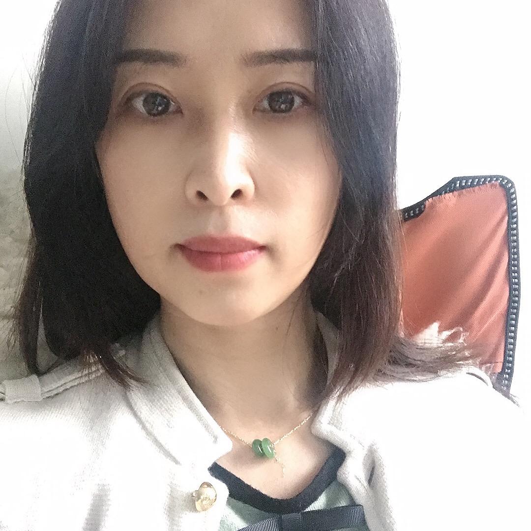华姐爱熊猫